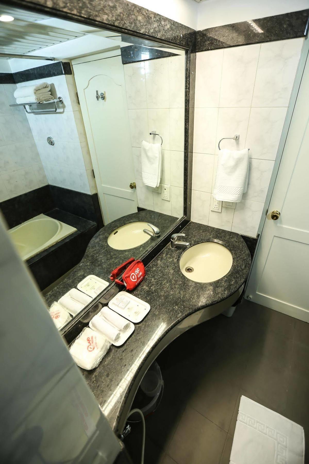 Grand Inn Bangalore Extérieur photo