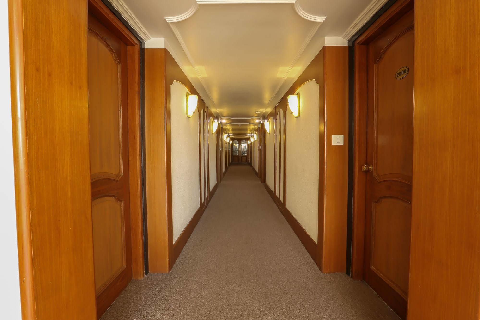 Grand Inn Bangalore Extérieur photo